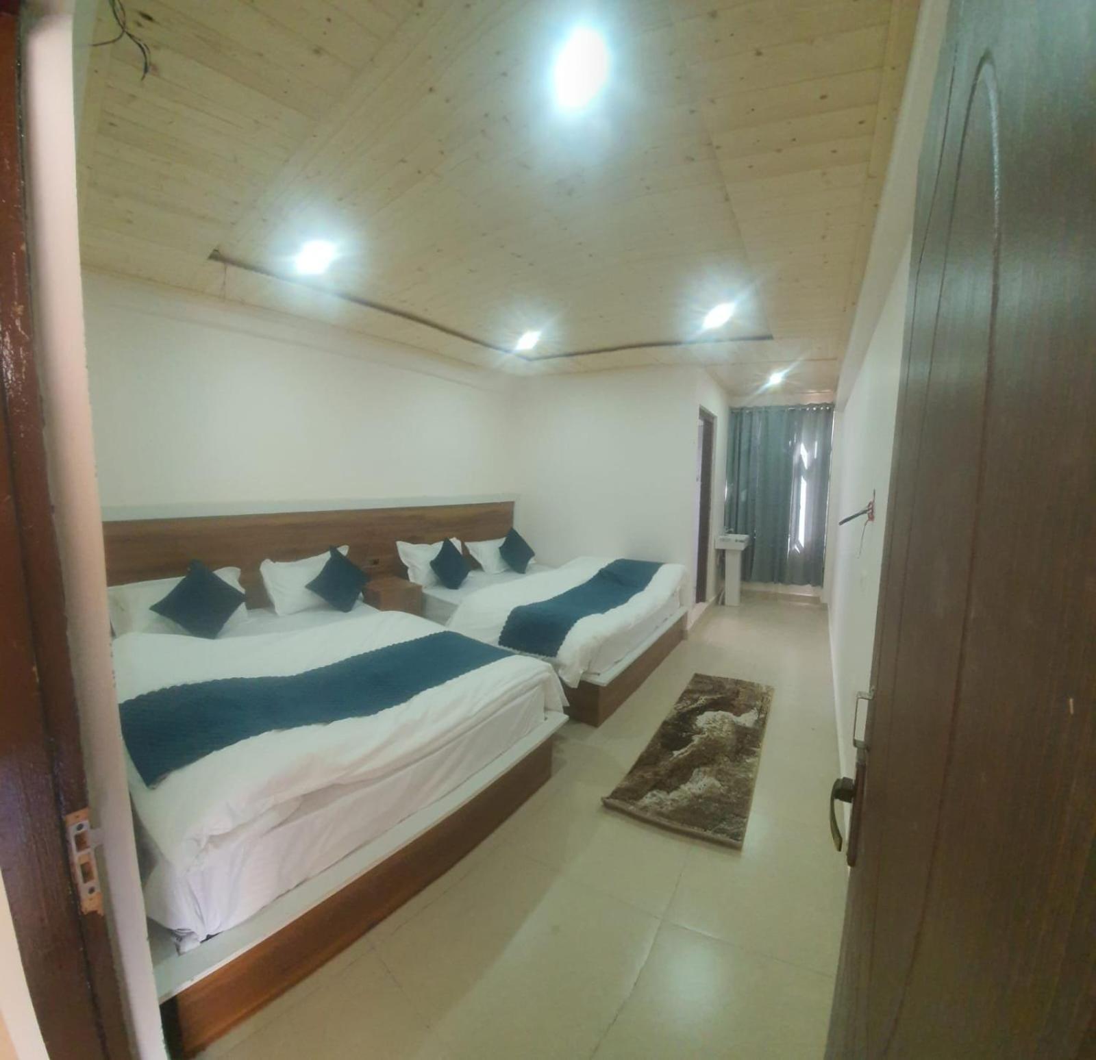 Hotel Geeta Badrinath Exterior photo
